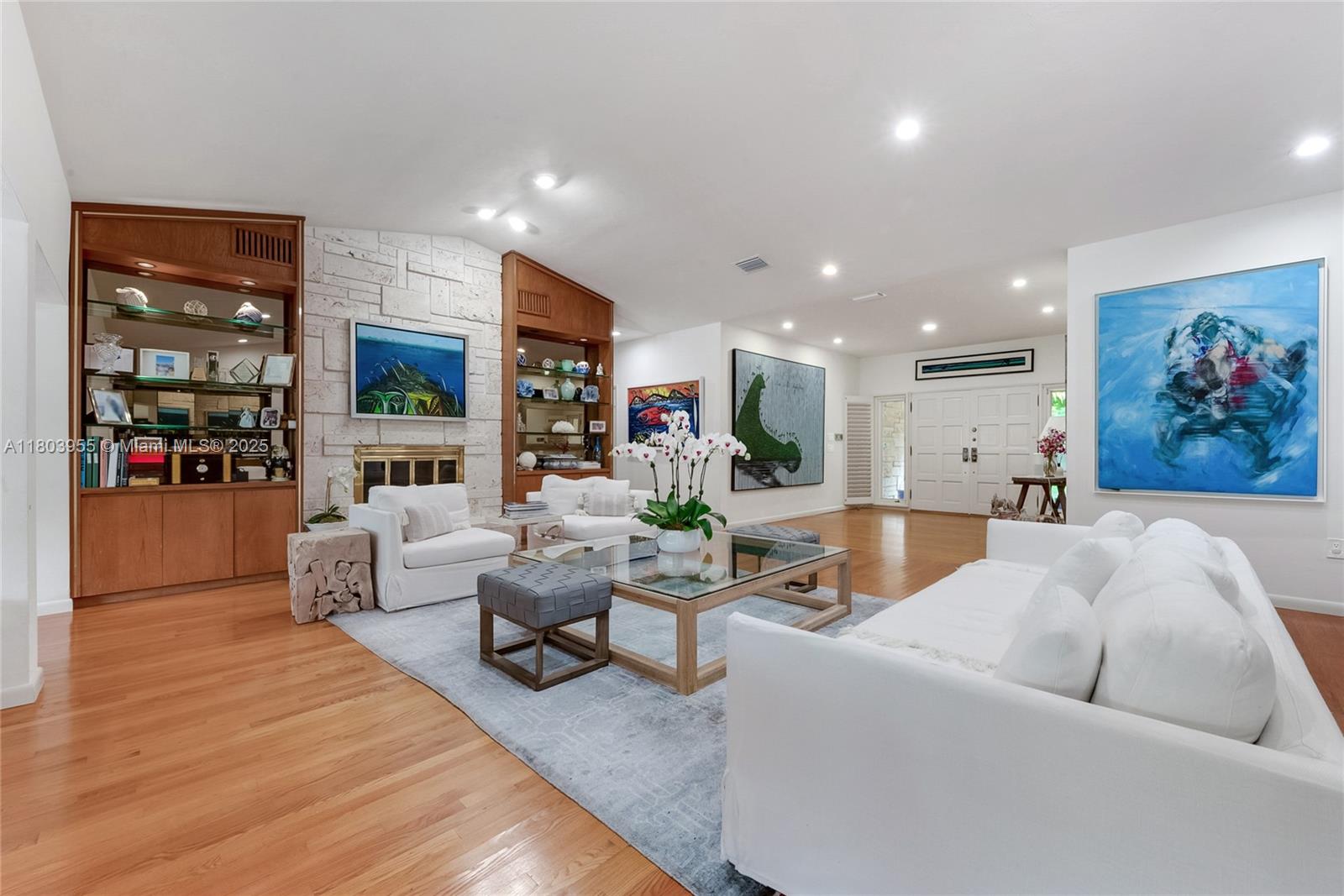 8290 La Rampa St, Coral Gables, Florida image 6