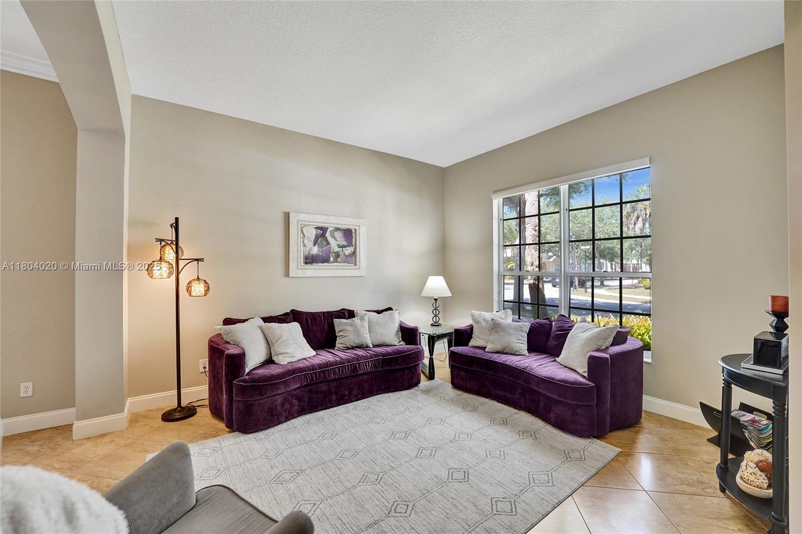 4470 E Seneca Ave, Weston, Florida image 10