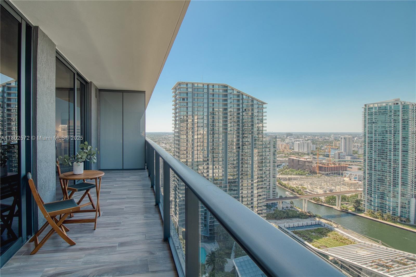 801 S Miami Ave #3808, Miami FL 33130