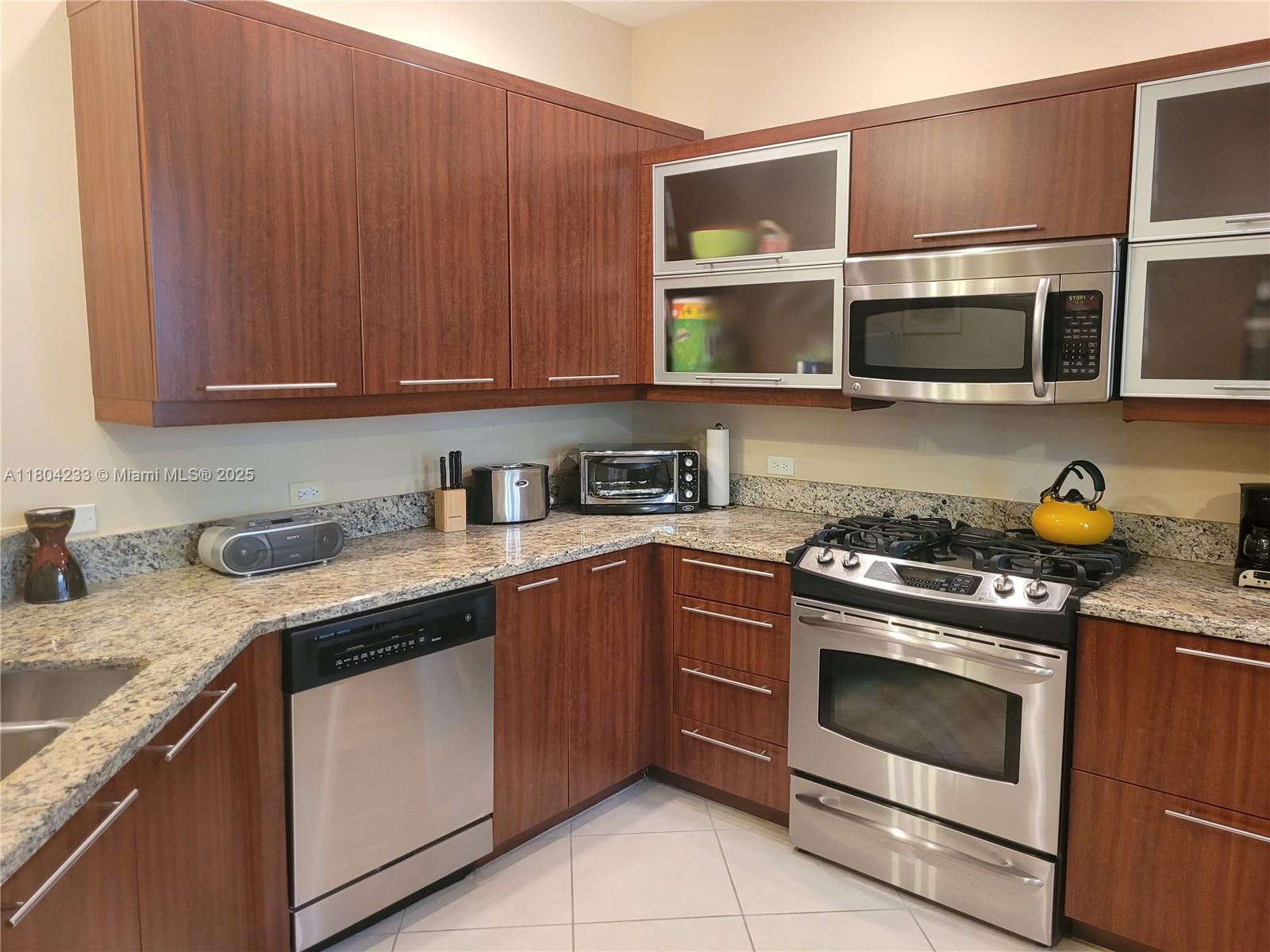 Property photo # 4