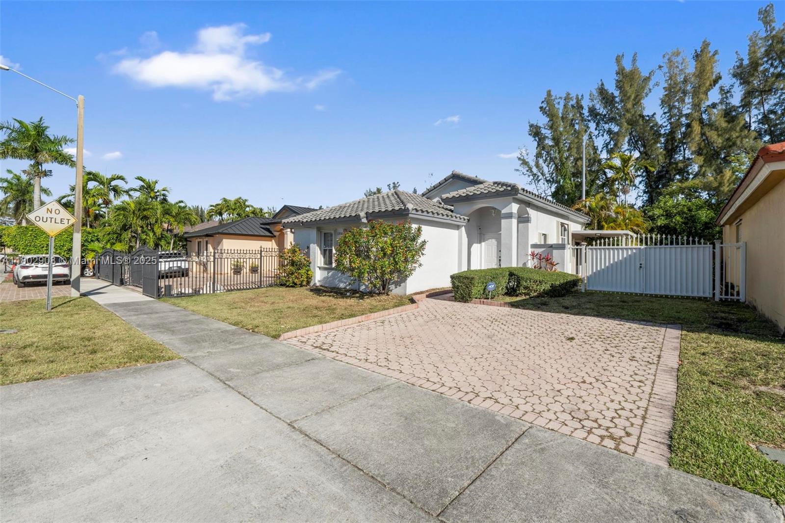 Property photo # 6