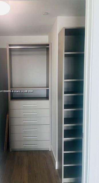 Listing Photo 12