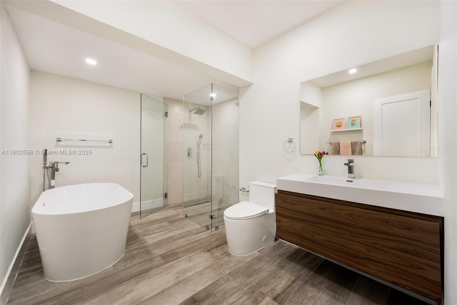 2478 Inagua Ave, Coconut Grove, Florida image 24