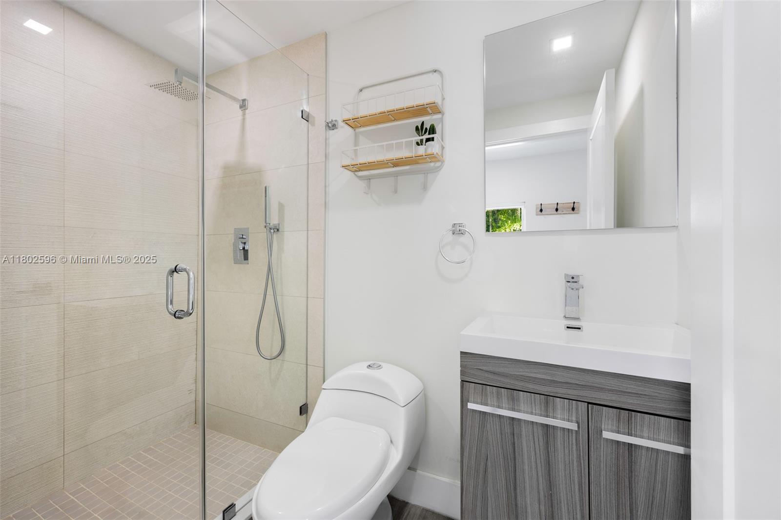 2478 Inagua Ave, Coconut Grove, Florida image 27