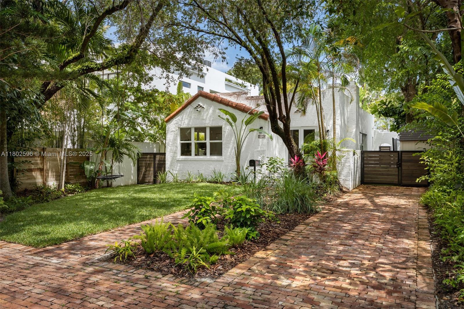 2478 Inagua Ave, Coconut Grove, Florida image 3