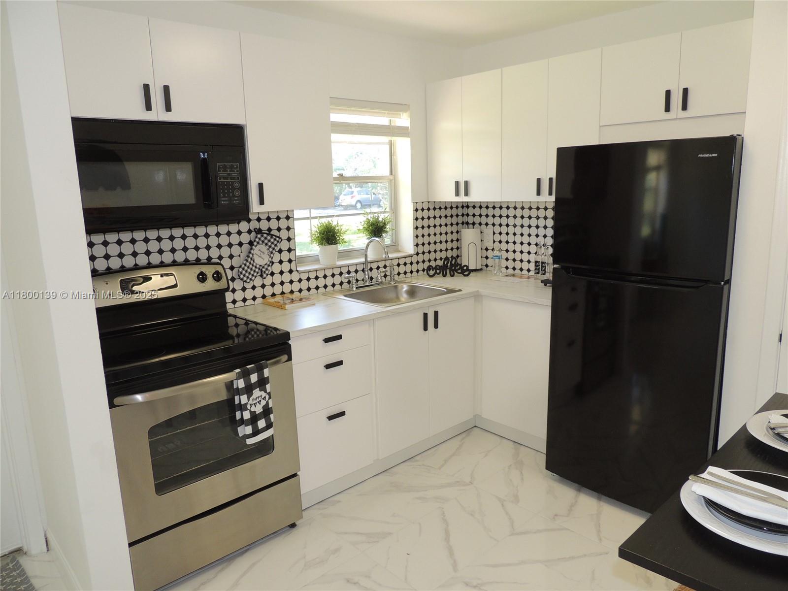 5156 NE 6th Ave #212, Oakland Park, Florida image 1