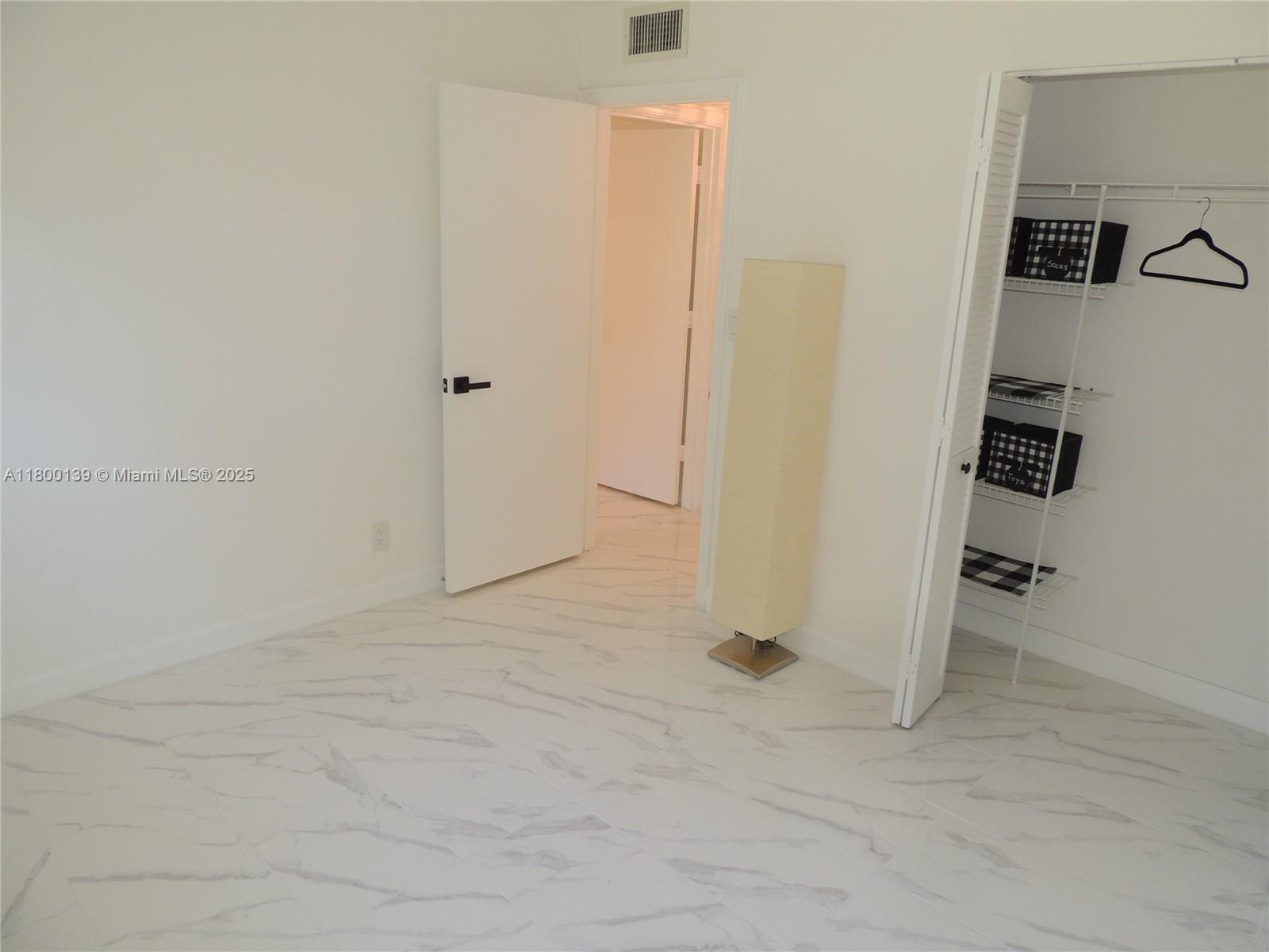 5156 NE 6th Ave #212, Oakland Park, Florida image 19