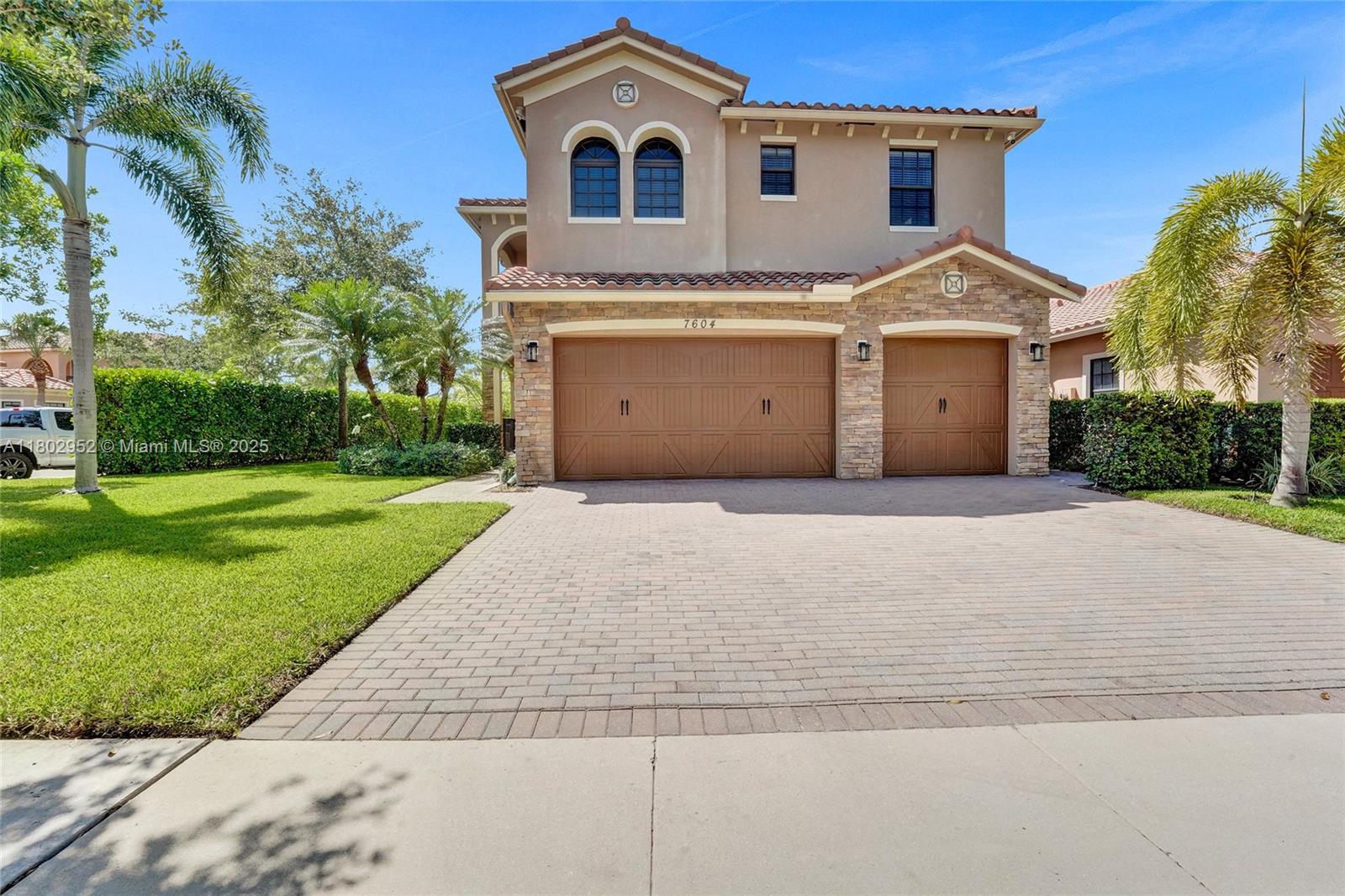 7604 NW 113th Ave, Parkland, Florida image 1