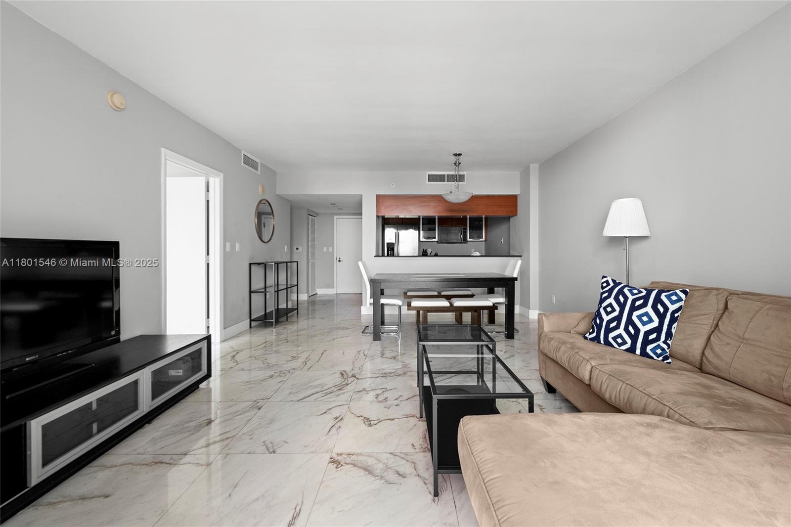 1800 N Bayshore Dr #1806, Miami FL 33132
