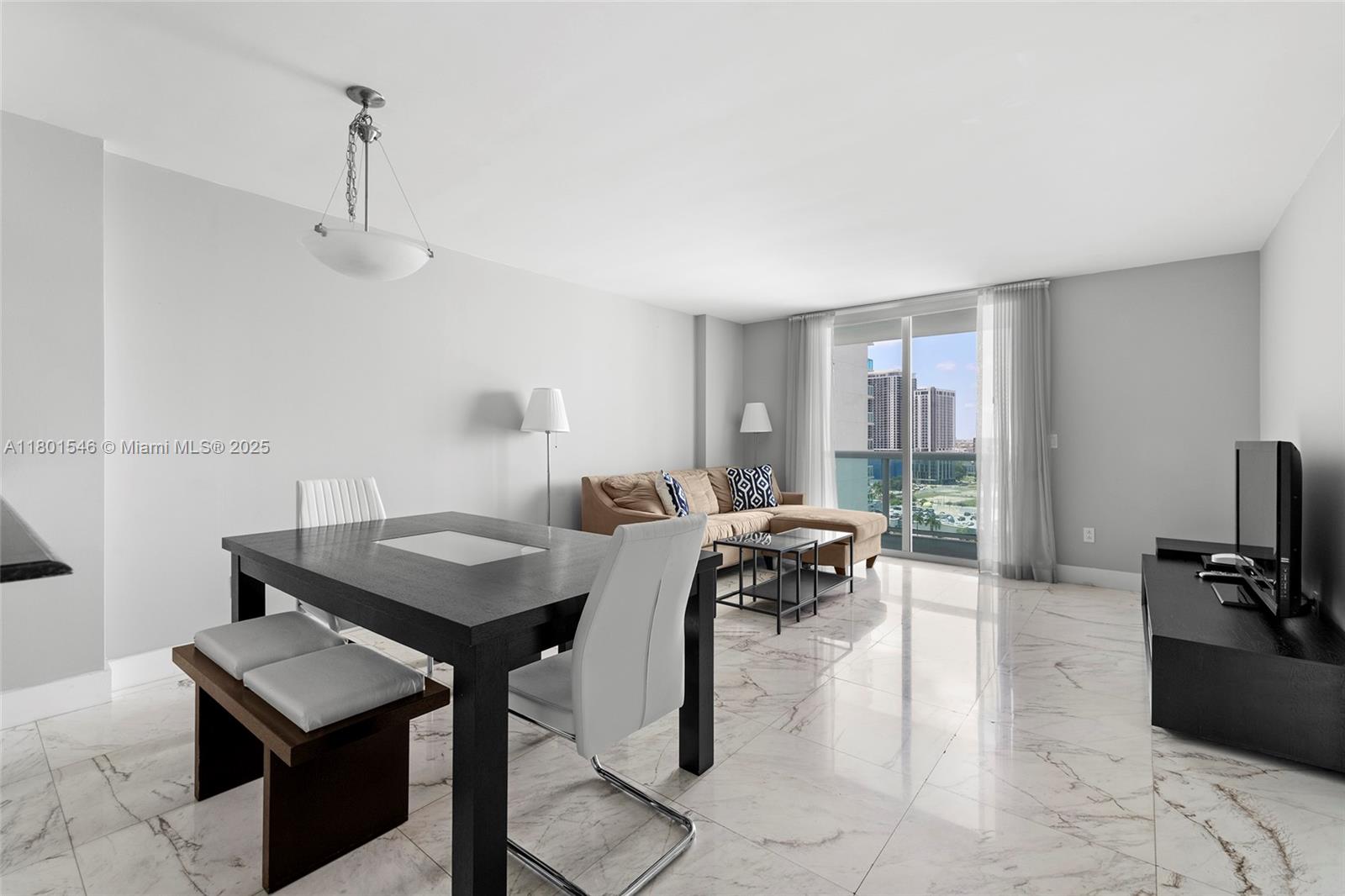 1800 N Bayshore Dr #1806, Miami FL 33132