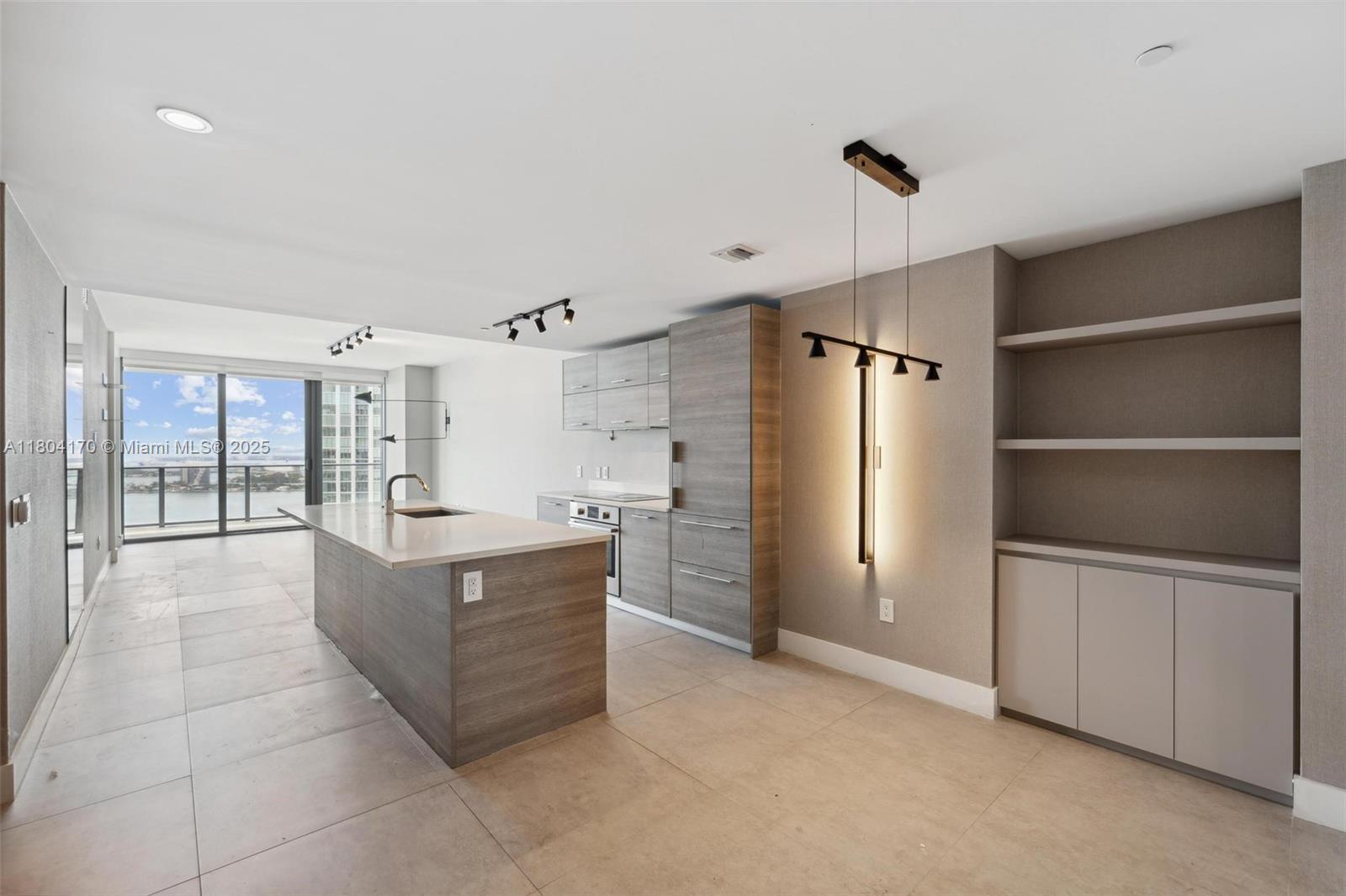 Residential, Miami, Florida image 1