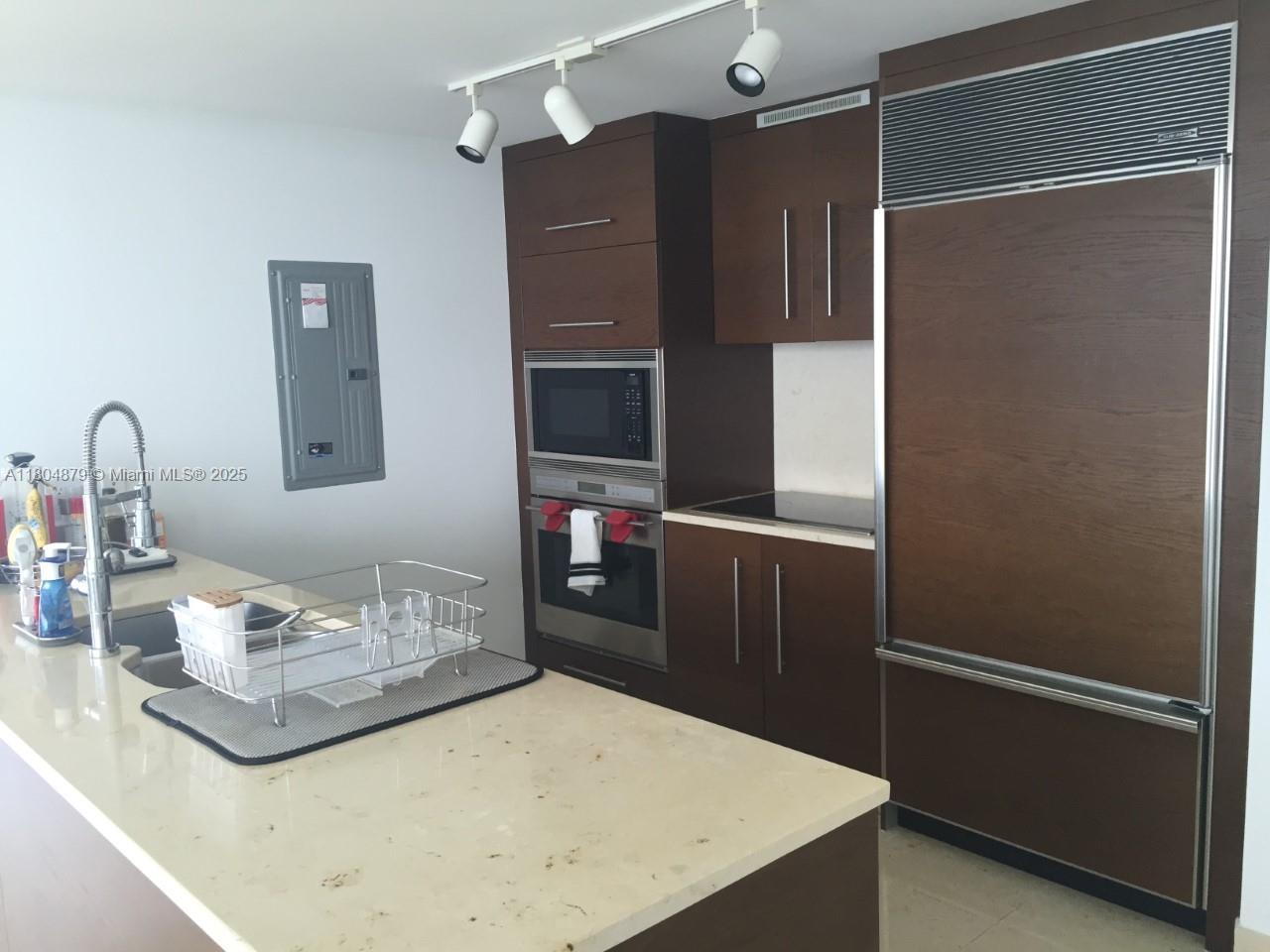 Property photo # 4