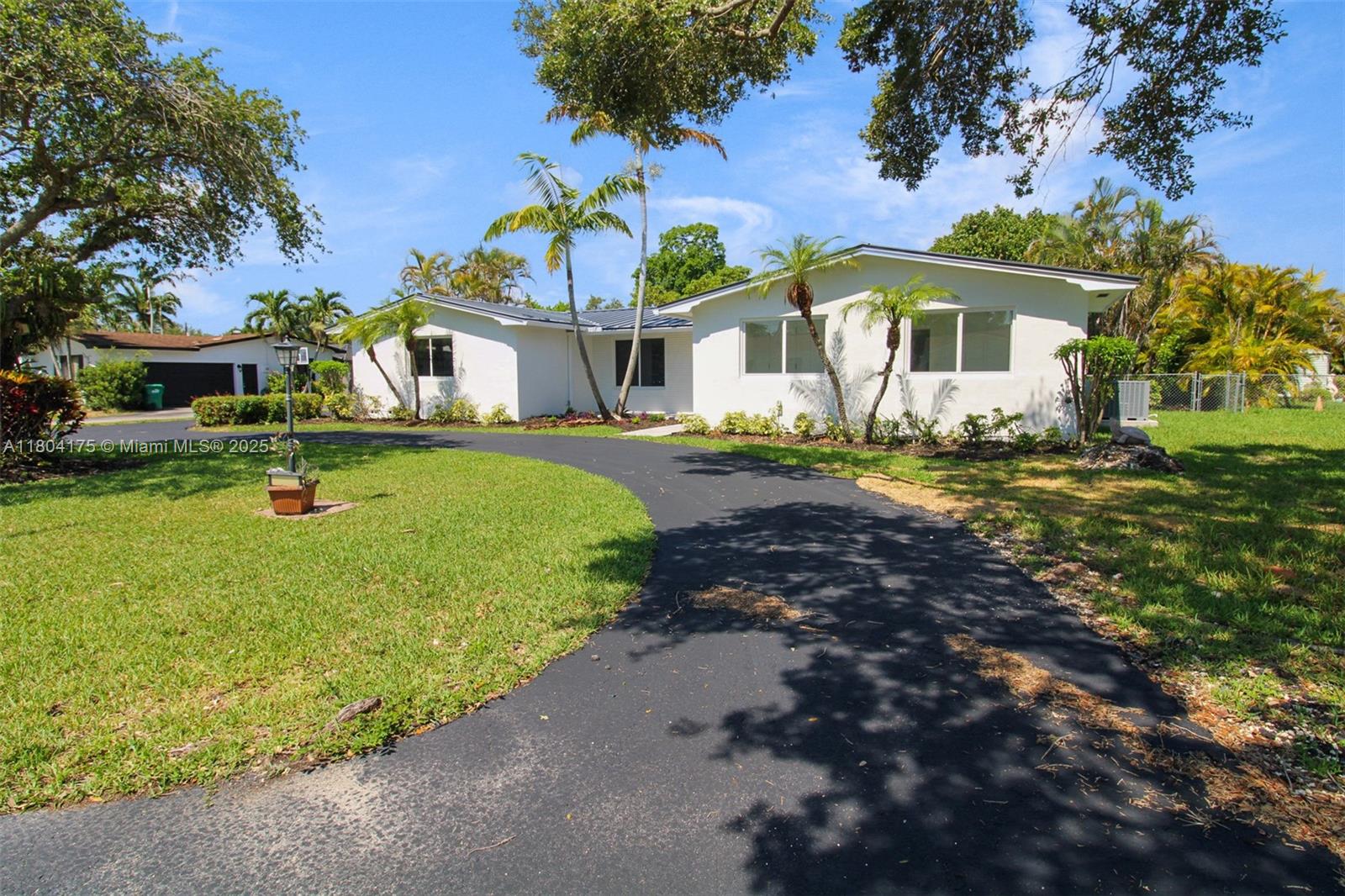 17640 SW 84th Ct, Palmetto Bay, Florida image 2