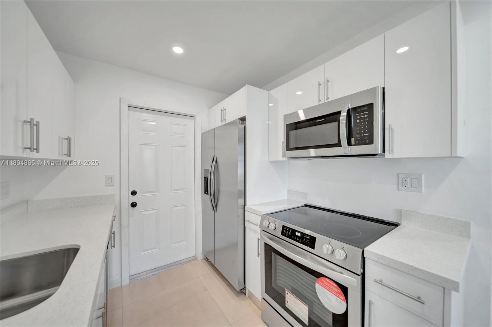 1921 Harding St, Hollywood, Florida image 39