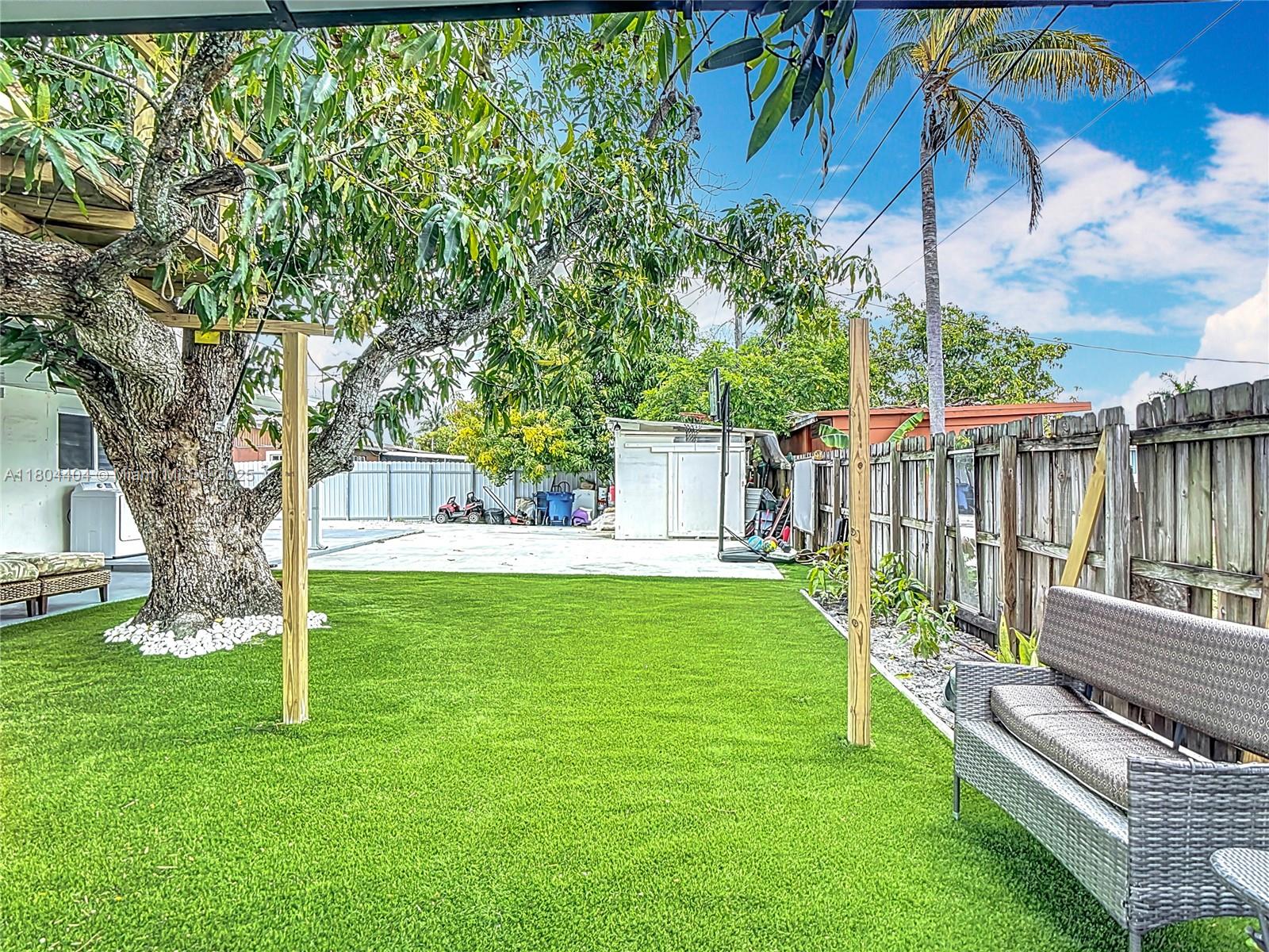20421 NW 25th Ave, Miami Gardens, Florida image 38