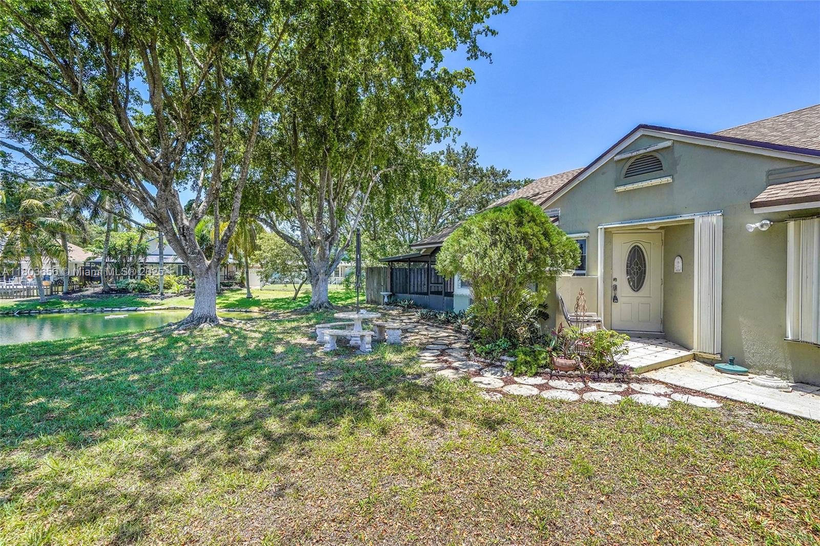 9828 SW 58th Ct, Cooper City, Florida image 3
