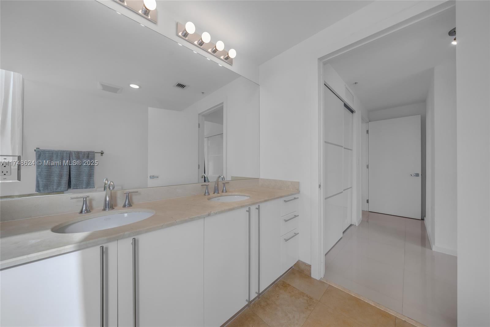 3030 NE 188th St #602, Aventura, Florida image 28