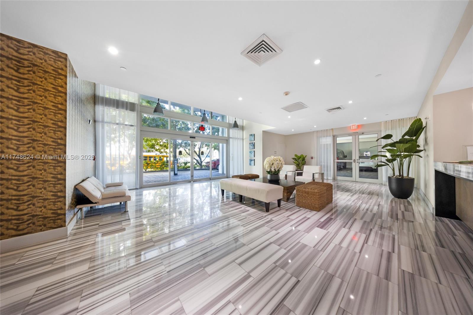 3030 NE 188th St #602, Aventura, Florida image 4