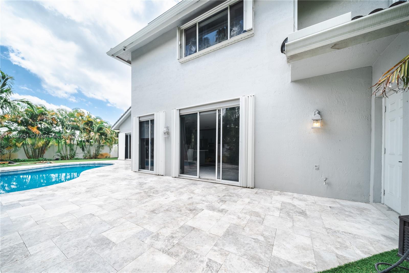 18201 NW 16th St, Pembroke Pines, Florida image 11