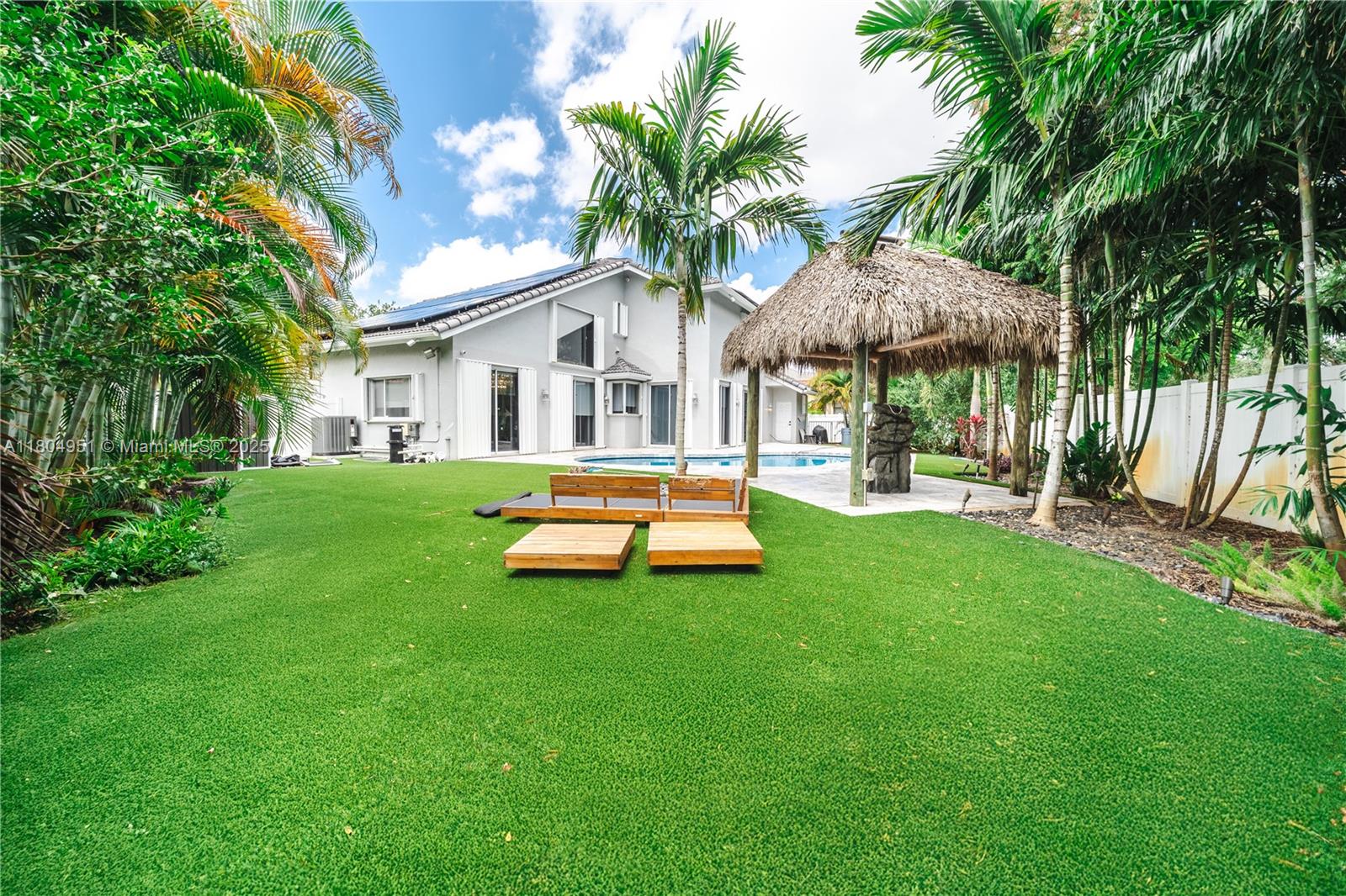 18201 NW 16th St, Pembroke Pines, Florida image 14