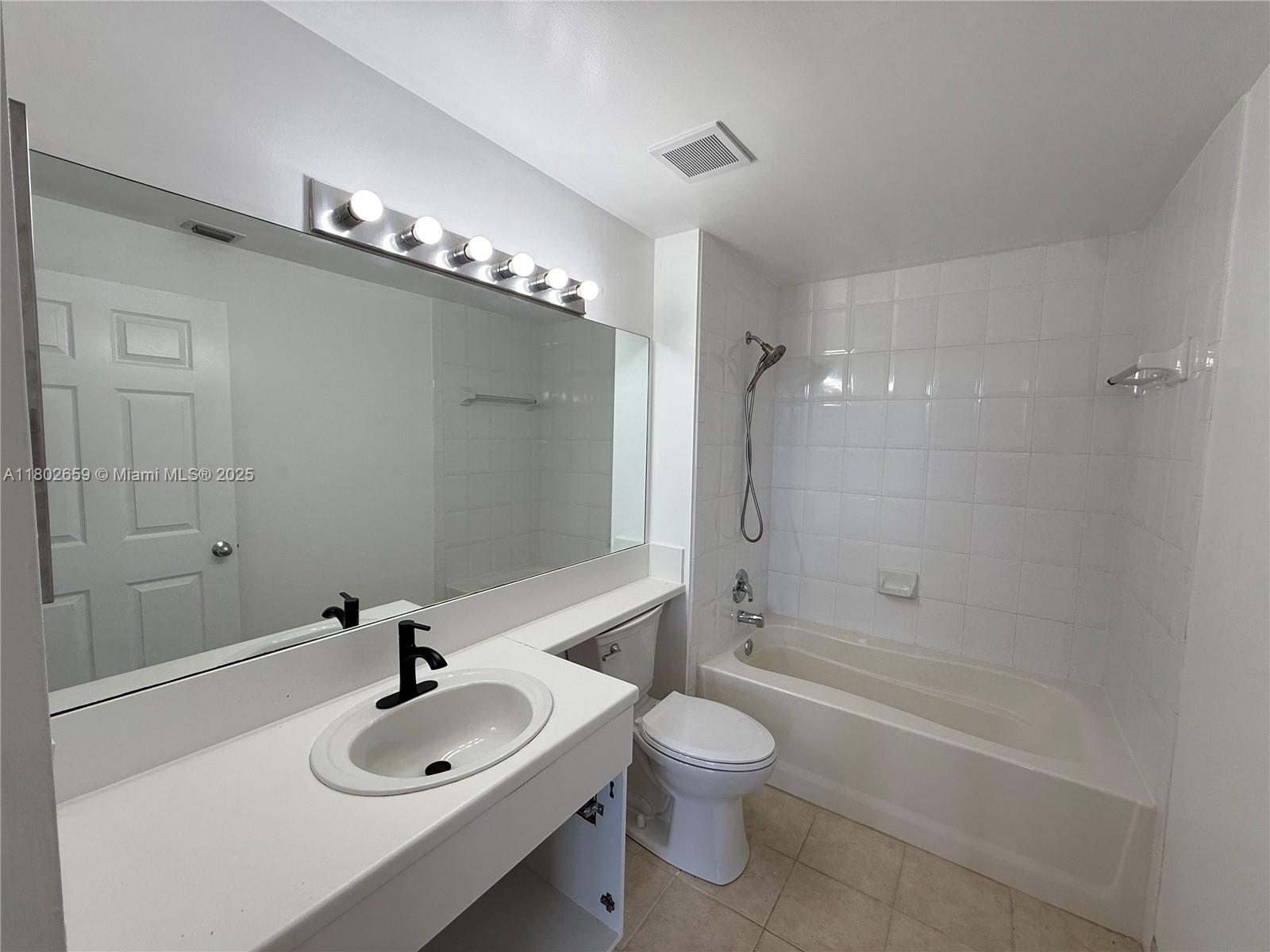 616 Clearwater Park Rd #212, West Palm Beach, Florida image 21