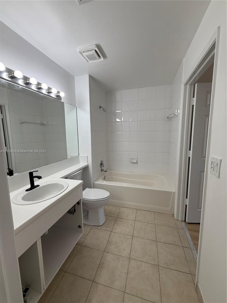 616 Clearwater Park Rd #212, West Palm Beach, Florida image 29