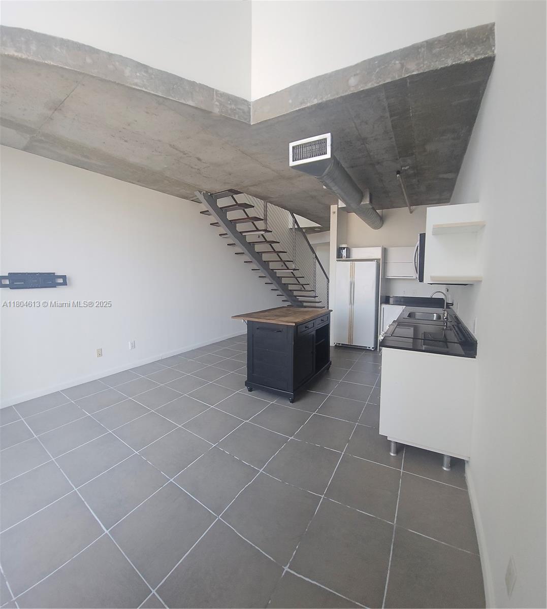 690 SW 1st Ct #1915, Miami FL 33130