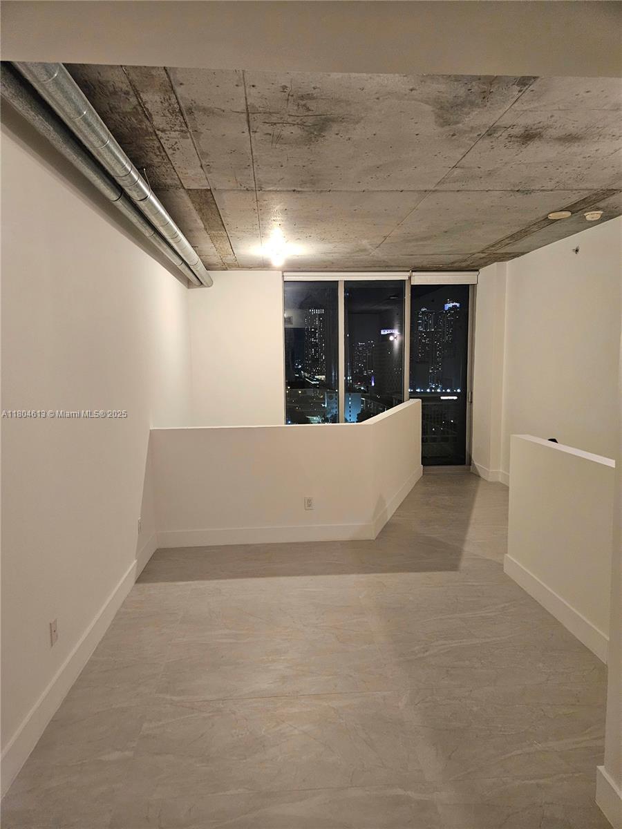 690 SW 1st Ct #1915, Miami FL 33130