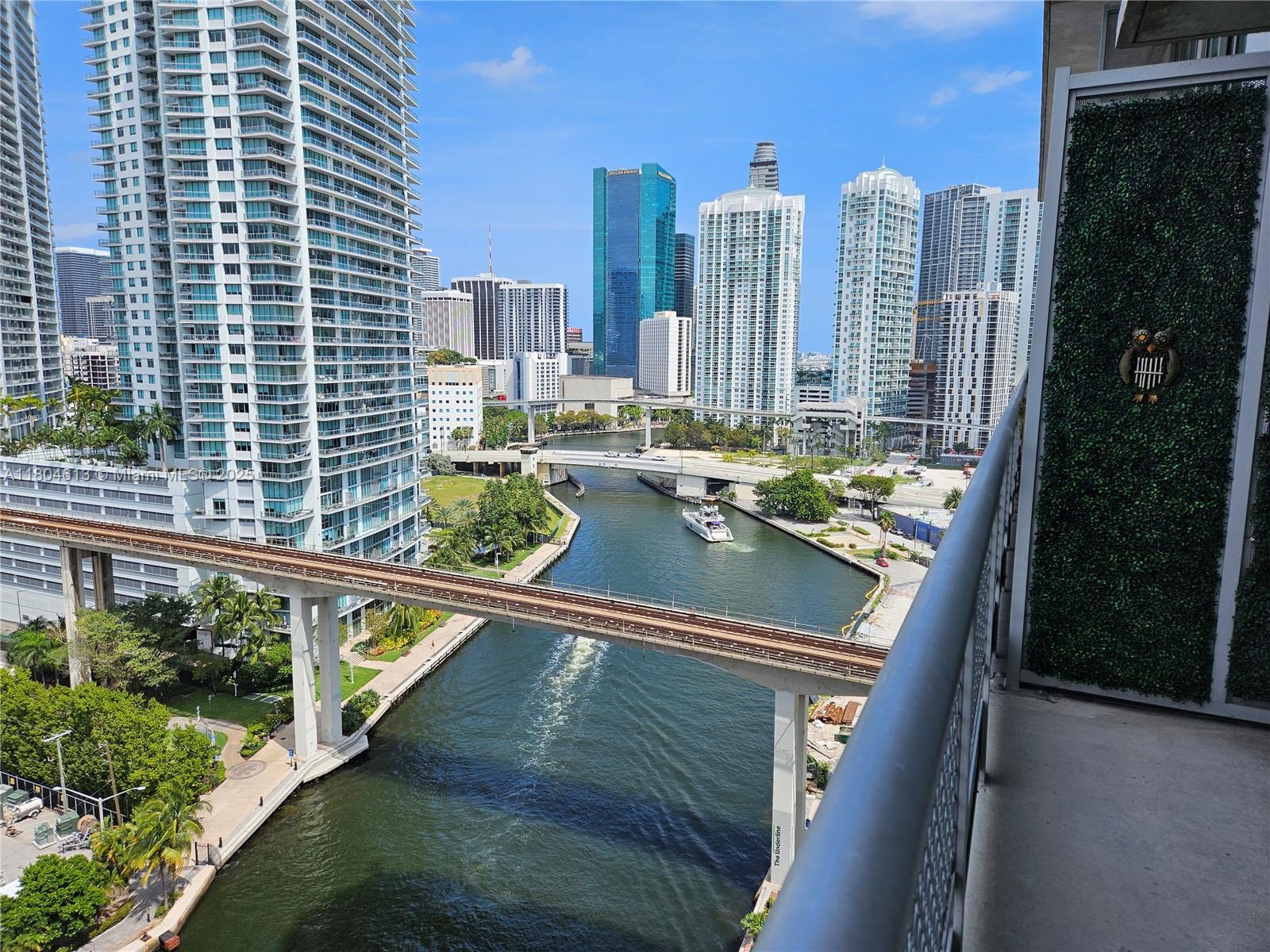 690 SW 1st Ct #1915, Miami FL 33130