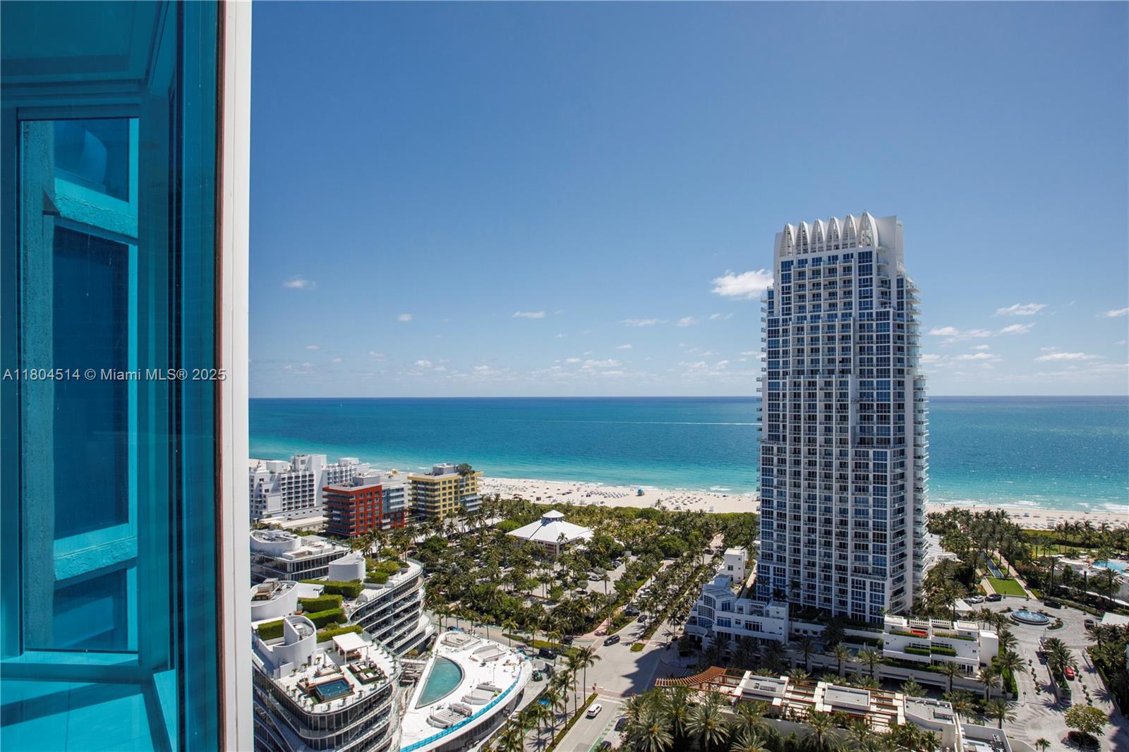 300 S Pointe Dr #2606, Miami Beach FL 33139