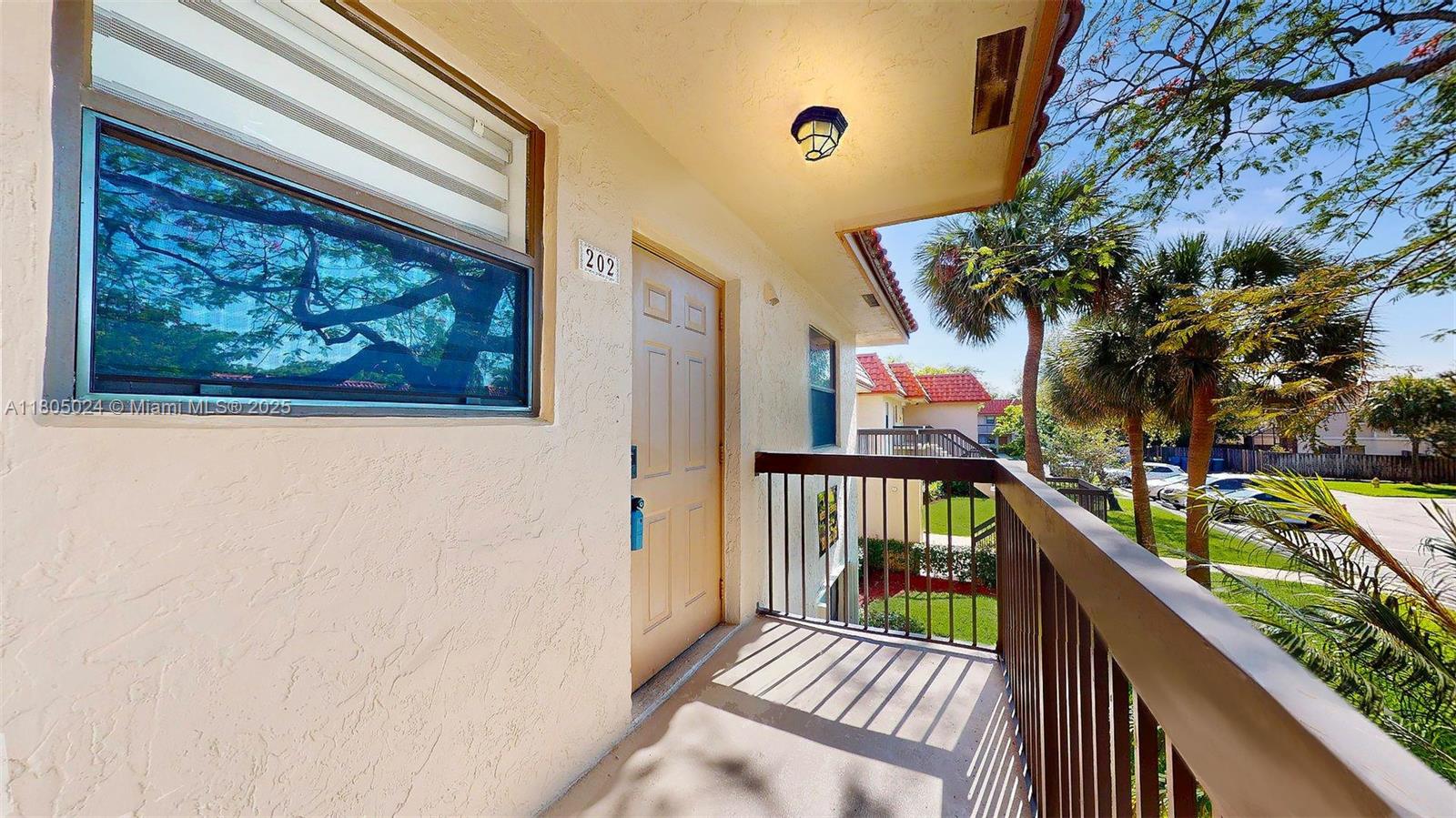 15805 W Waterside Cir #202, Sunrise, Florida image 3