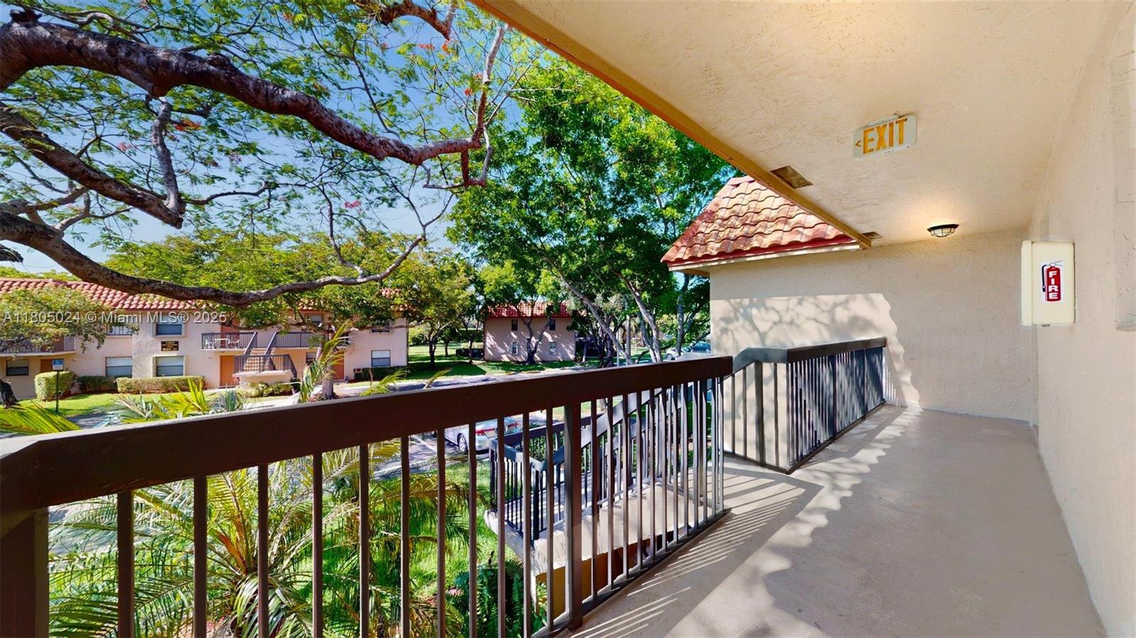 15805 W Waterside Cir #202, Sunrise, Florida image 5