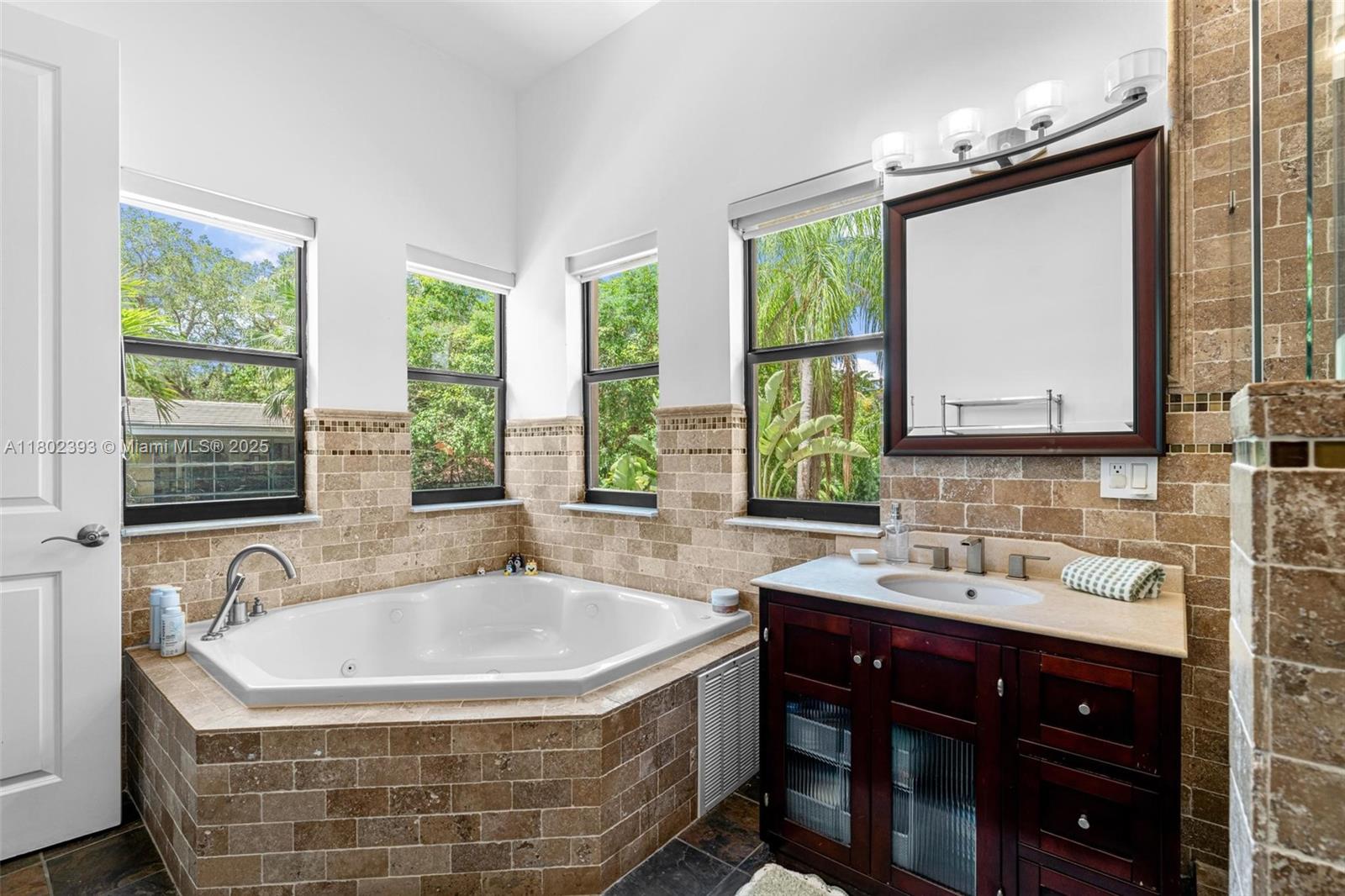 434 Castania Ave, Coral Gables, Florida image 19