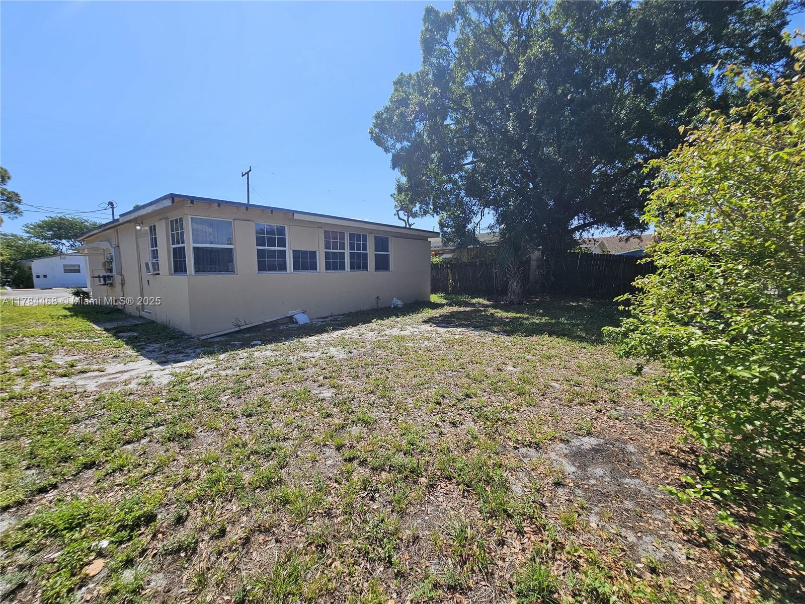 723 NW 15th Way, Fort Lauderdale, Florida image 20