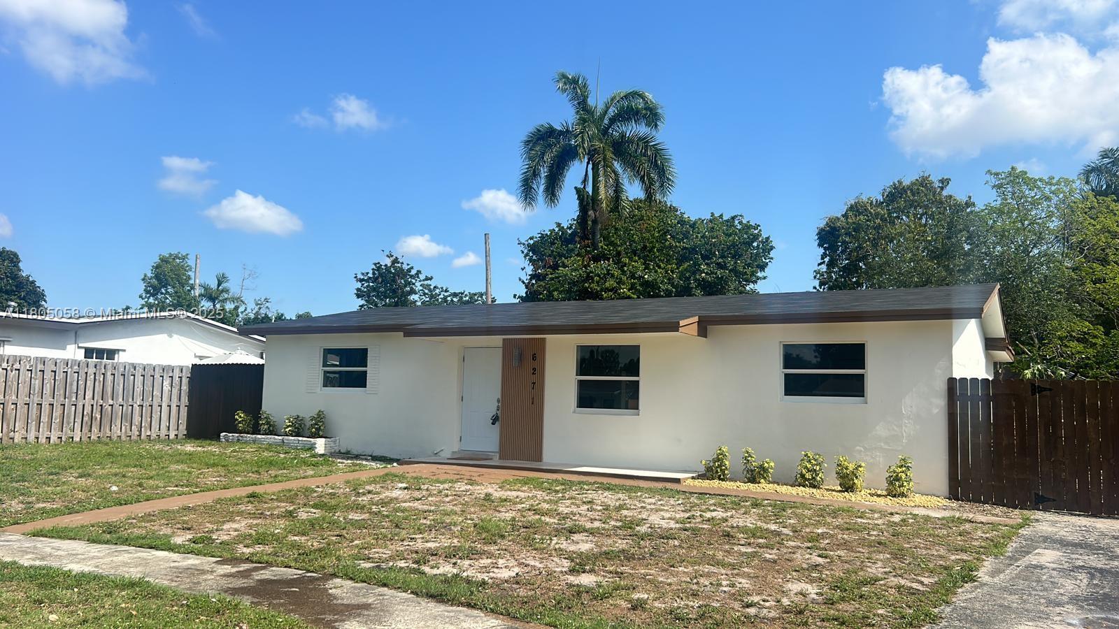 6271 Farragut St, Hollywood, Florida image 4