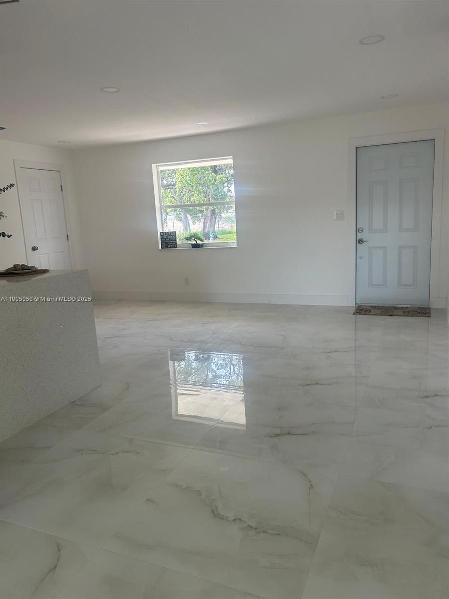 6271 Farragut St, Hollywood, Florida image 9