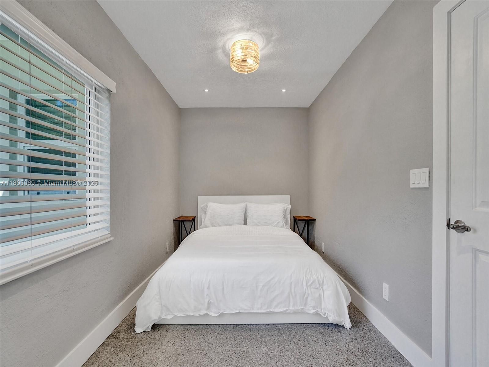 2627 NE 10th Ave, Wilton Manors, Florida image 40