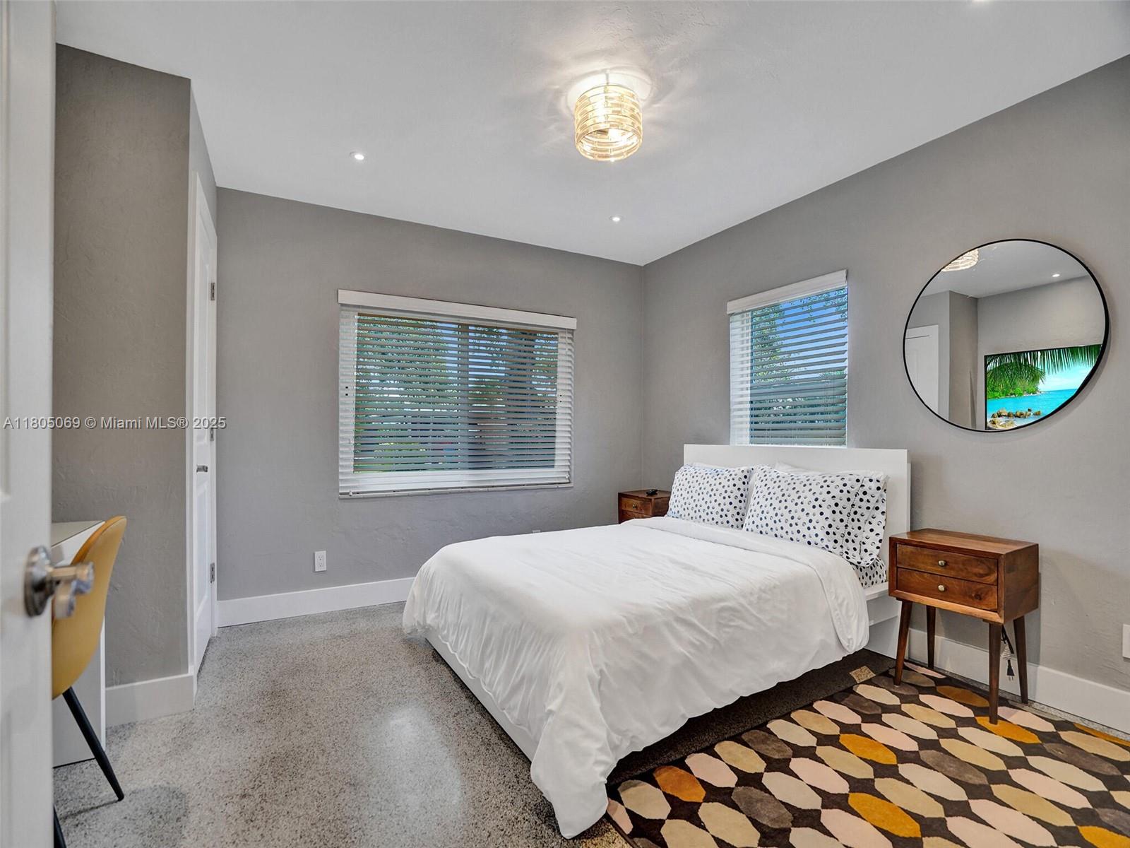 2627 NE 10th Ave, Wilton Manors, Florida image 49