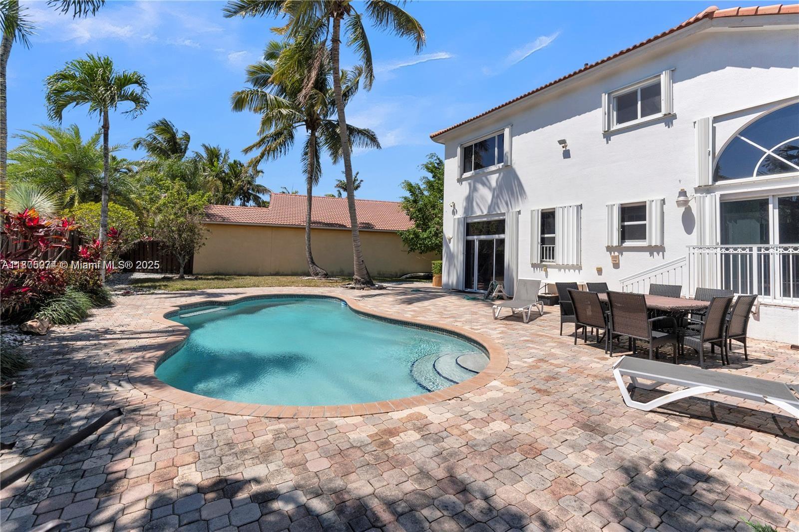 Property photo # 6