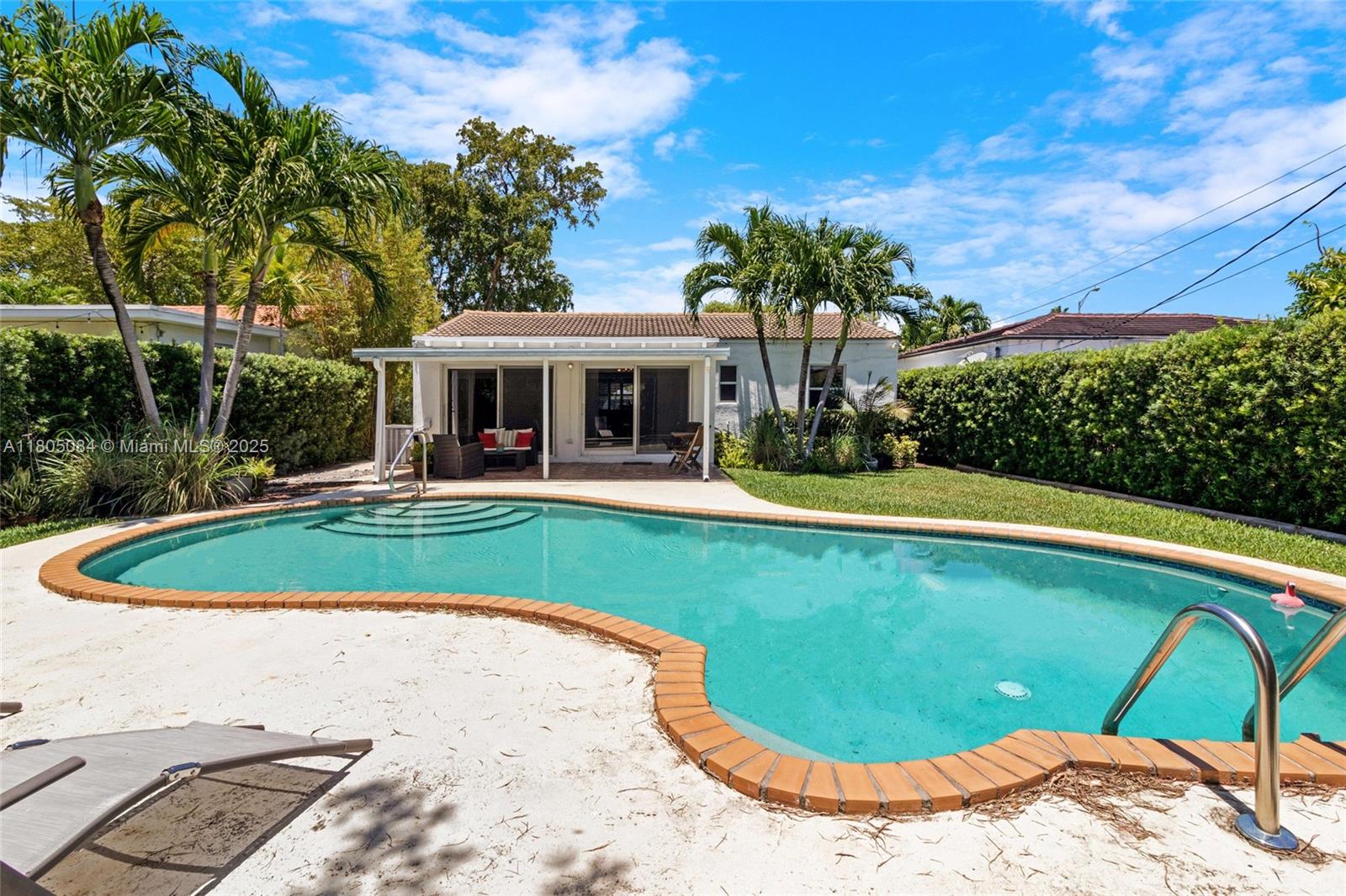 1558 Normandy Dr, Miami Beach, Florida image 38