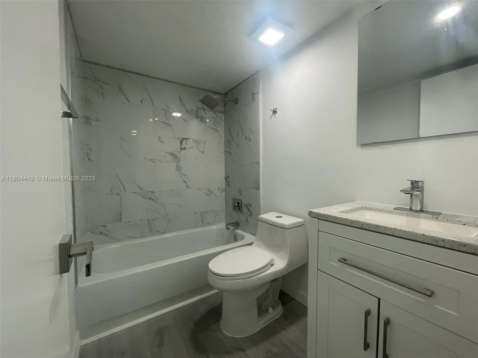 310 NW 107th Ave #208, Miami, Florida image 15