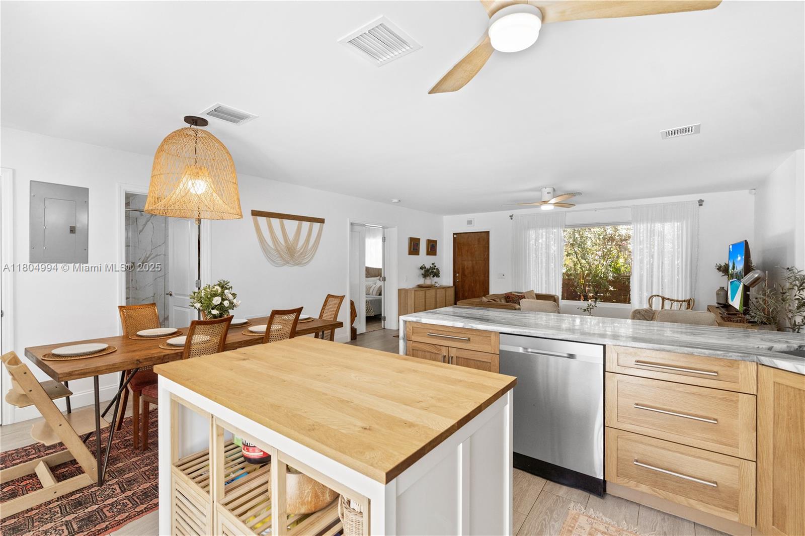 4461 NE 15th Ave, Oakland Park, Florida image 11