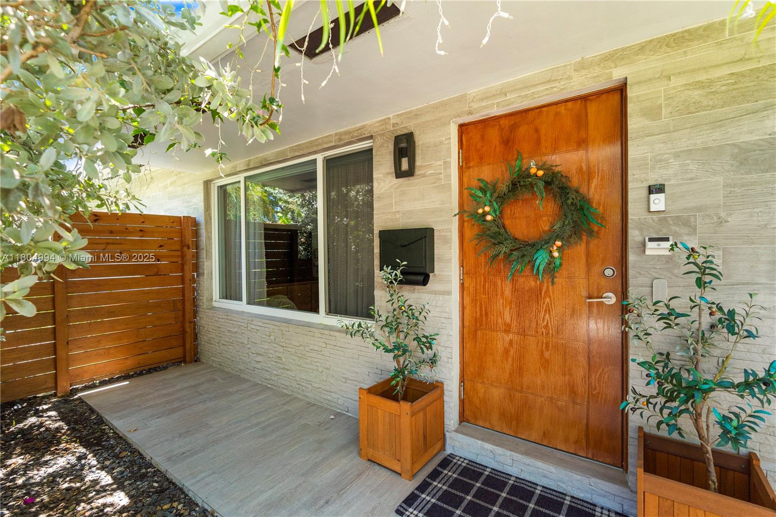 4461 NE 15th Ave, Oakland Park, Florida image 2
