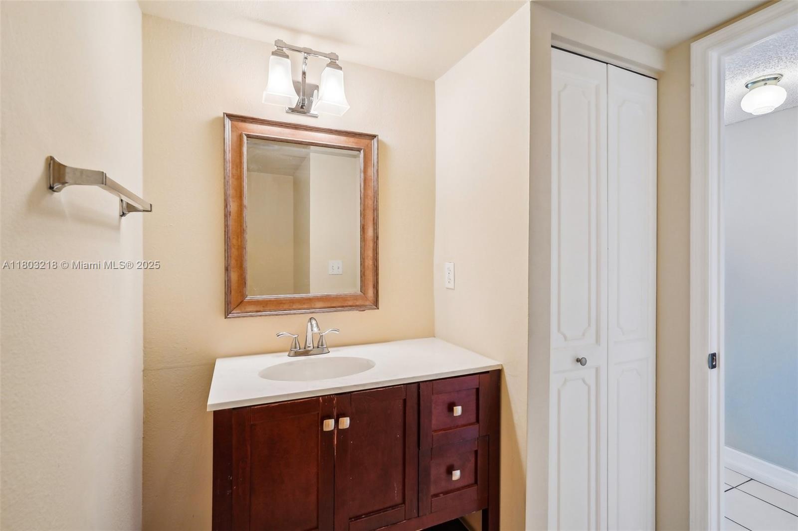7081 Environ Blvd #243, Lauderhill, Florida image 19