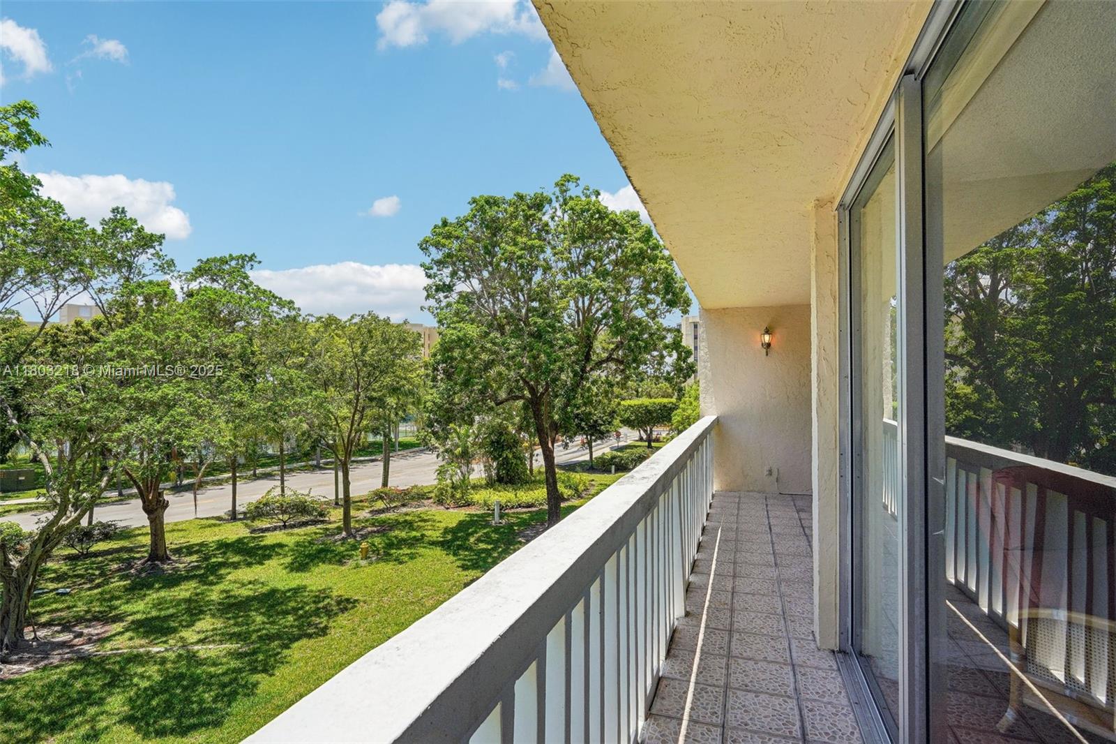 7081 Environ Blvd #243, Lauderhill, Florida image 28