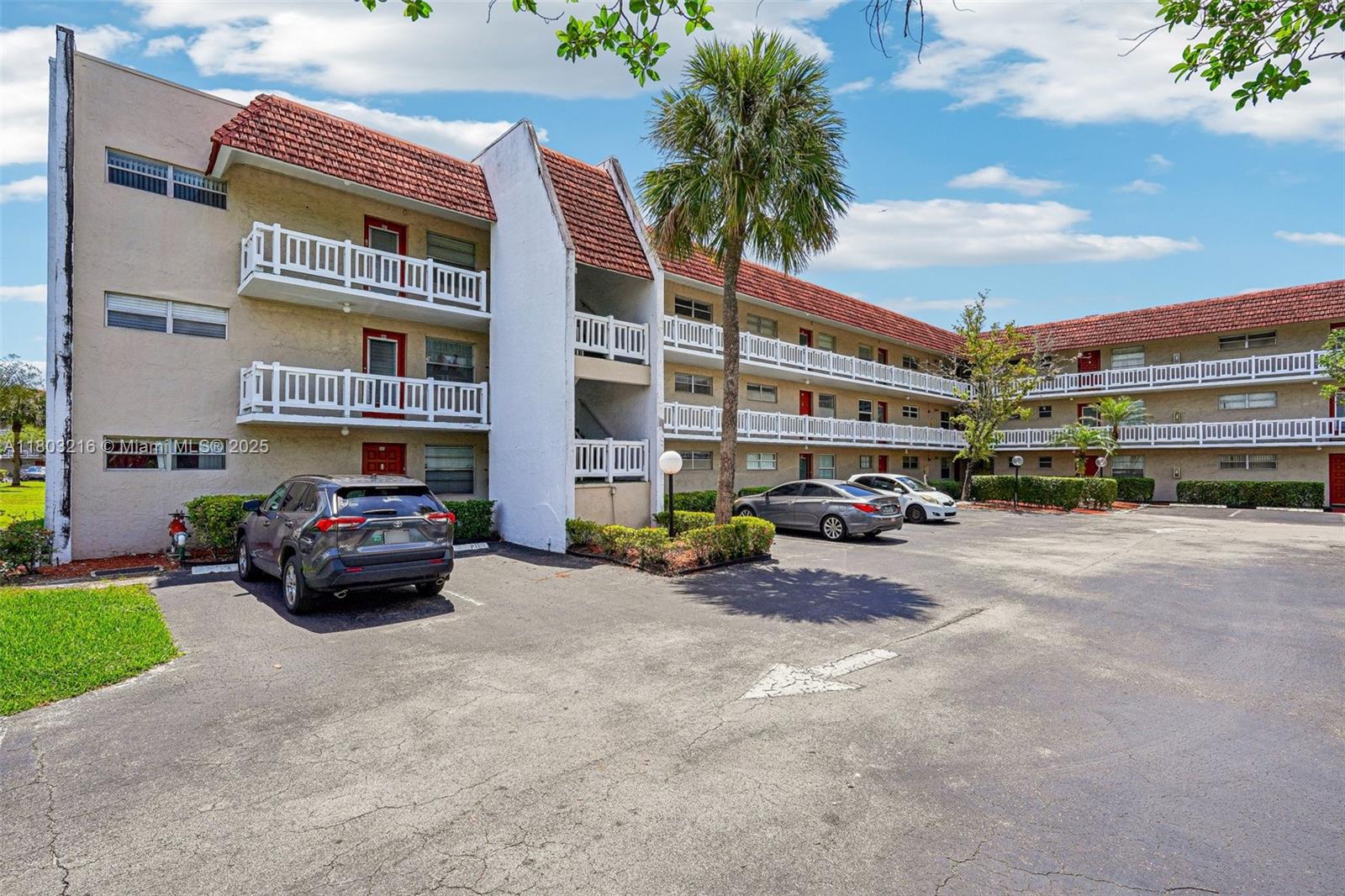 3774 Inverrary Blvd #203P, Lauderhill, Florida image 1