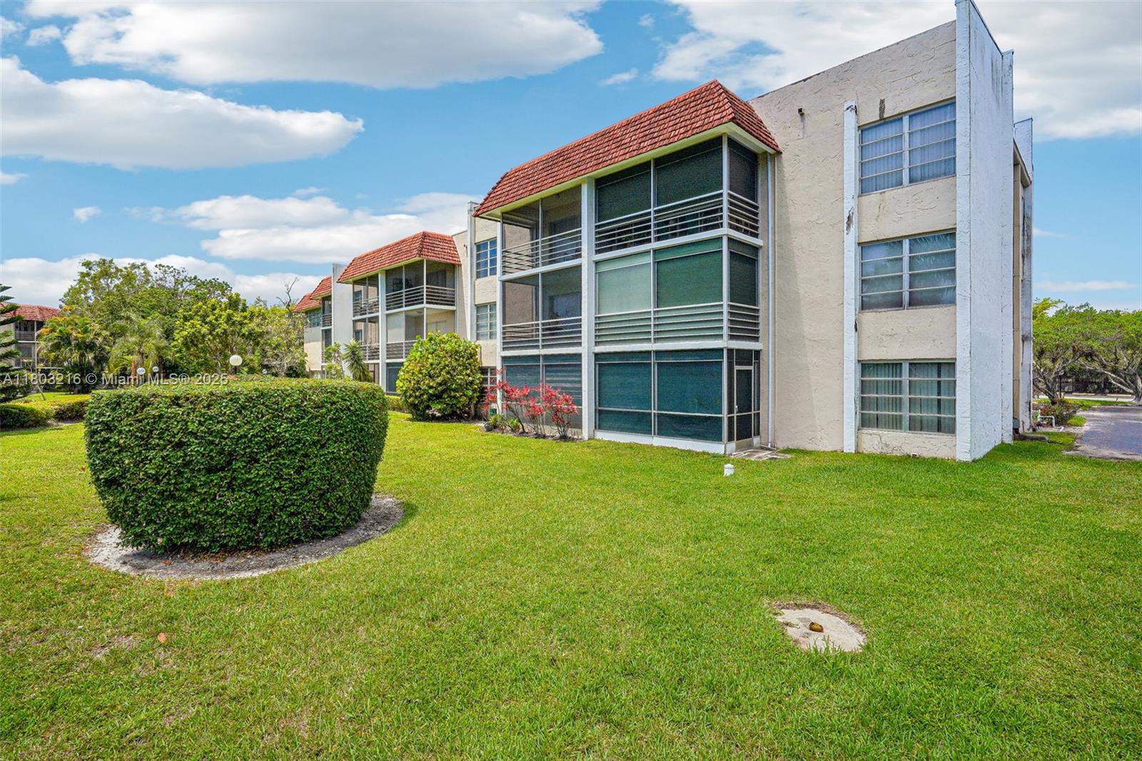 3774 Inverrary Blvd #203P, Lauderhill, Florida image 26