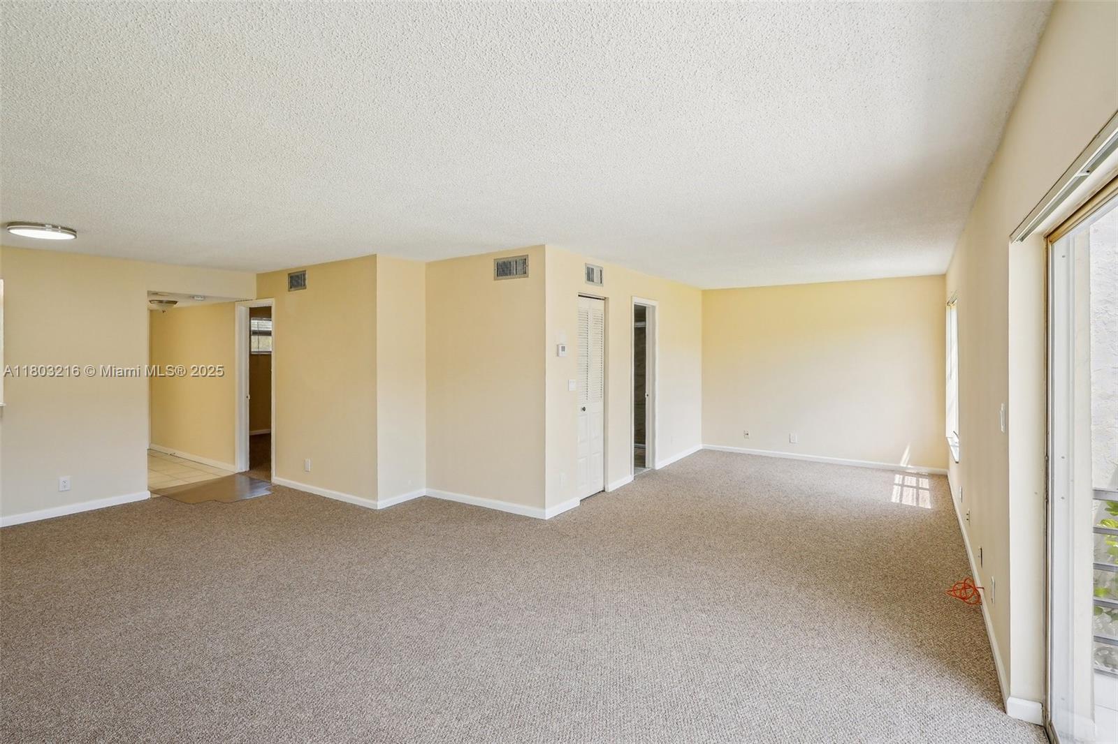 3774 Inverrary Blvd #203P, Lauderhill, Florida image 9