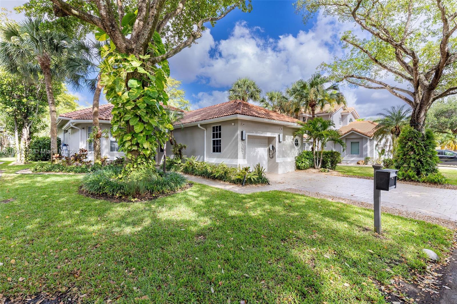 603 Misty Oaks Ln, Pompano Beach, Florida image 3