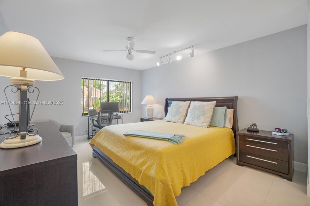 8080 Sweetbriar Way, Boca Raton, Florida image 12